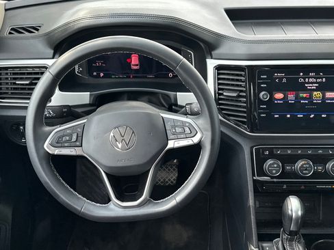 Certified 2023 Volkswagen Atlas SEL AWD/4WD image 14