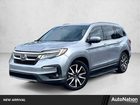 Used 2019 Honda Pilot Touring image 1