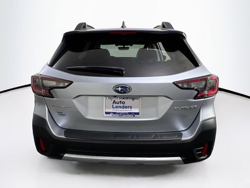Used 2022 Subaru Outback Limited image 6