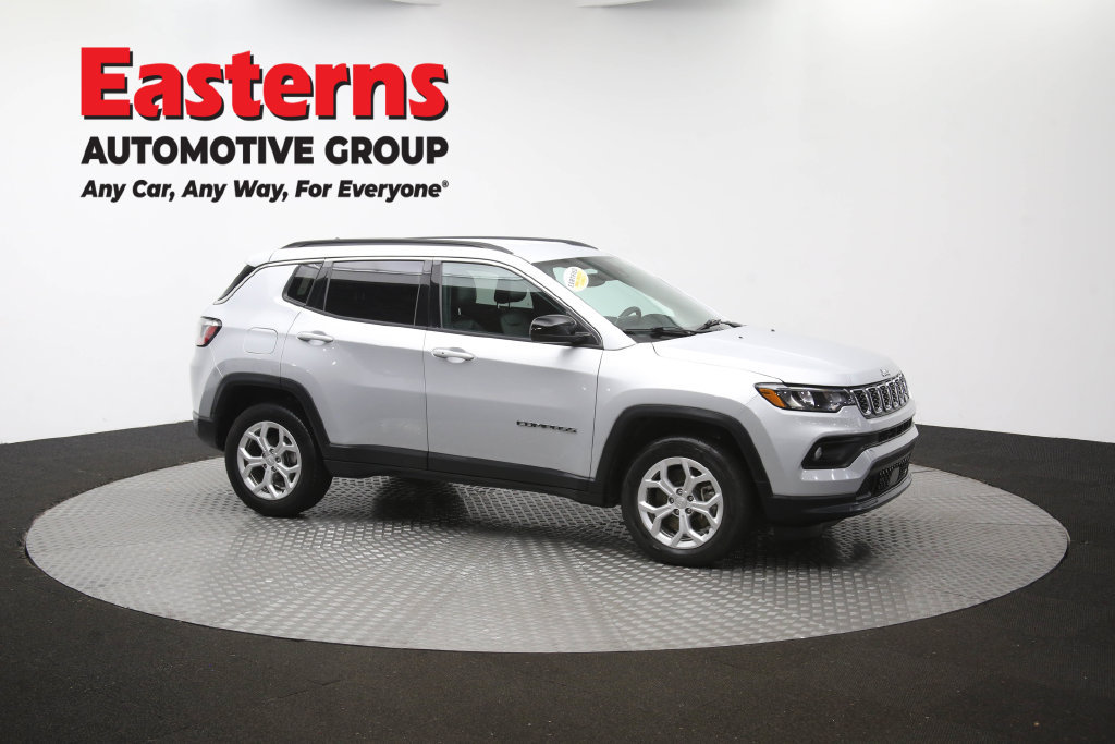 Used 2024 Jeep Compass Latitude AWD/4WD image 48