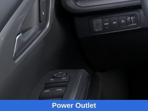 Used 2026 Chevrolet Traverse LT w/ Sun and Wheel Package AWD/4WD image 23