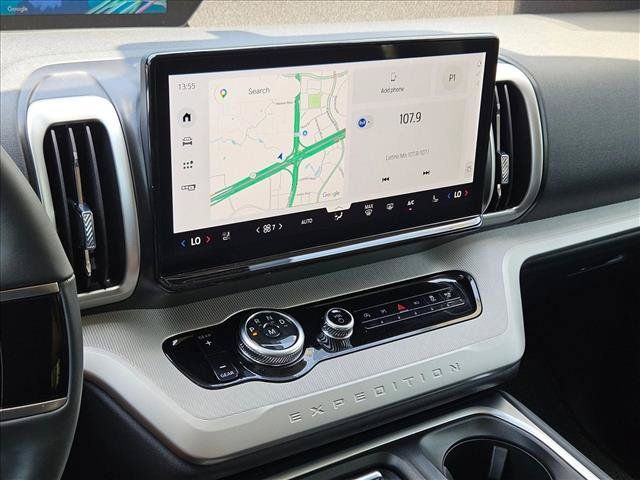 New 2027 Ford Expedition Active RWD image 12