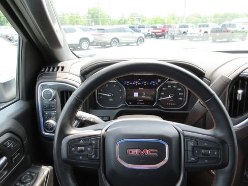 Used 2023 GMC Sierra 2500 AT4 w/ AT4 Premium Plus Package AWD/4WD image 38