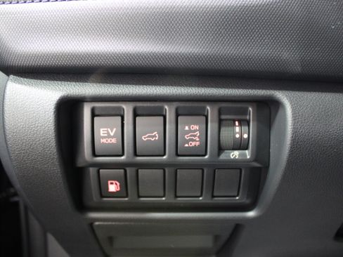 New 2026 Subaru Forester Premium AWD/4WD image 8
