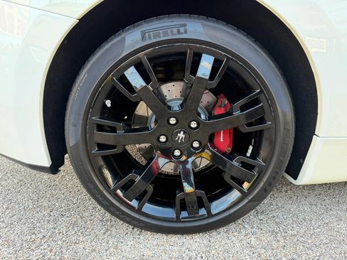 Used 2013 Maserati GranTurismo Sport RWD image 19
