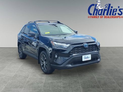 Used 2023 Toyota RAV4 XLE Premium AWD/4WD image 3