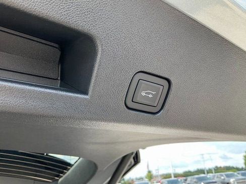 New 2026 Buick Enclave Preferred w/ Power Package image 17