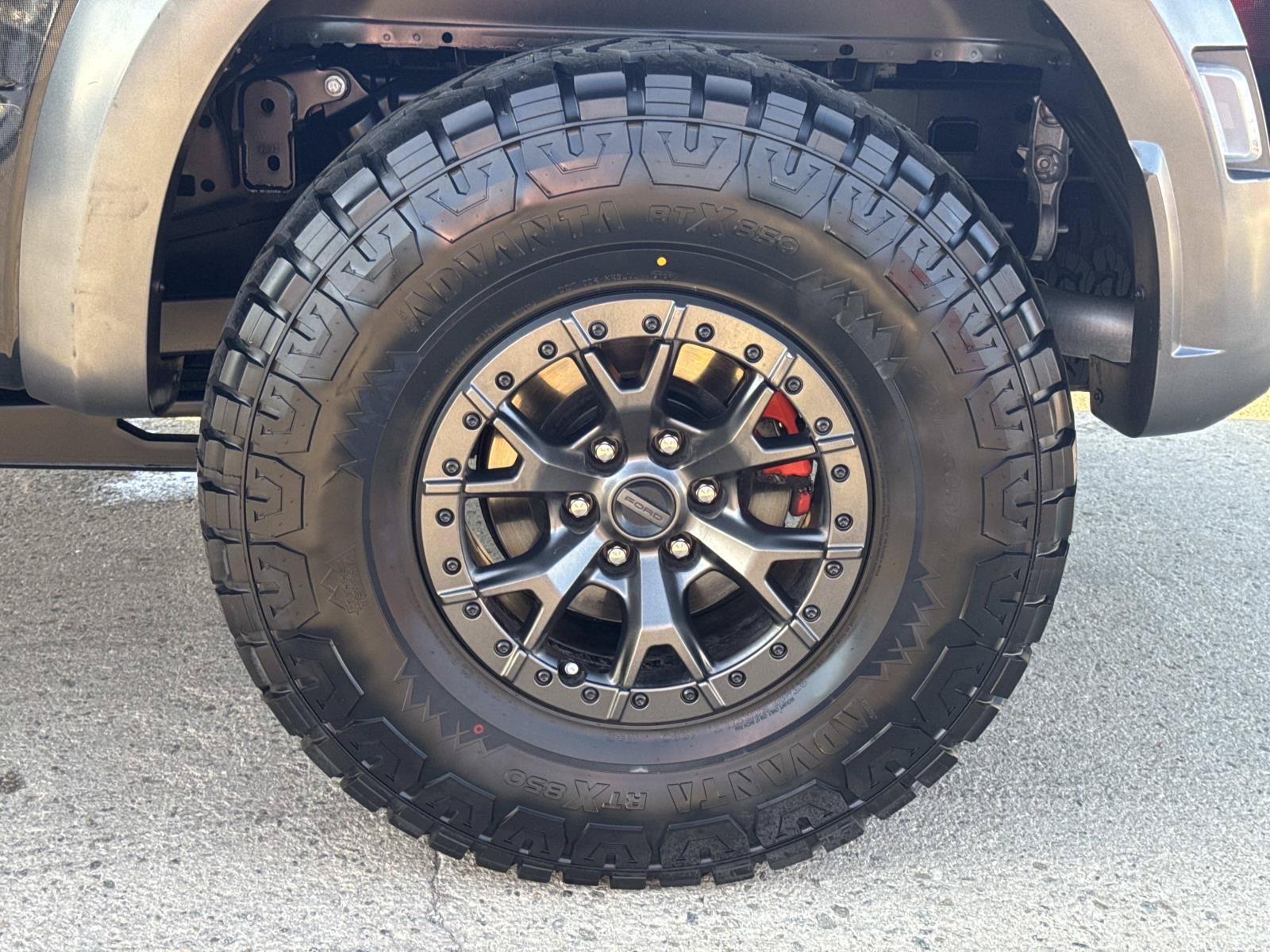 Used 2022 Ford F150 Raptor w/ Raptor 37 Performance Package AWD/4WD image 25