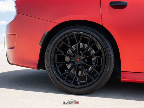 Used 2018 Dodge Charger R/T RWD image 10