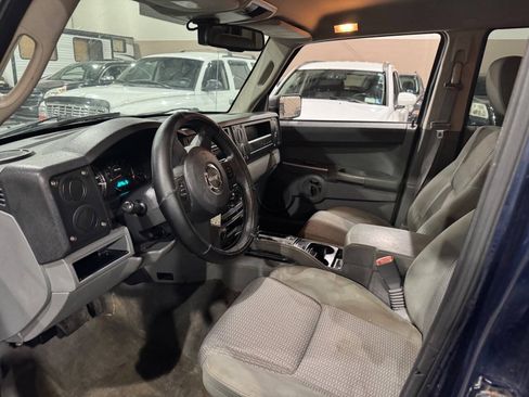 Used 2006 Jeep Commander 4WD image 11