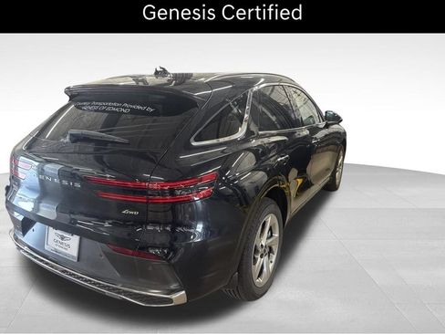 Certified 2026 Genesis GV70 2.5T AWD/4WD image 3