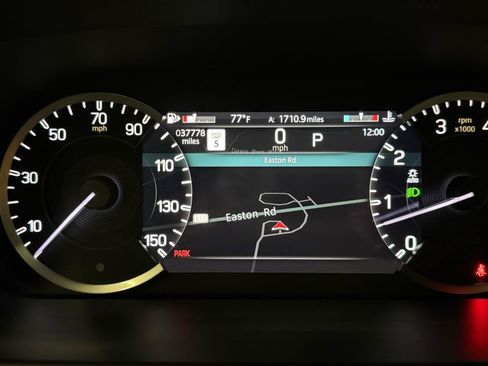 Used 2023 Land Rover Defender 110 X-Dynamic SE AWD/4WD image 29