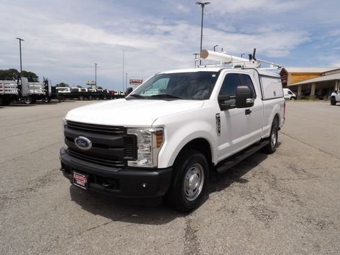 Used 2019 Ford F250 XL w/ Power Equipment Group RWD image 65