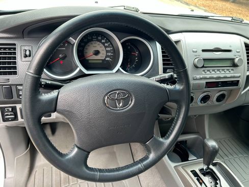 Used 2006 Toyota Tacoma 4x4 Double Cab image 27