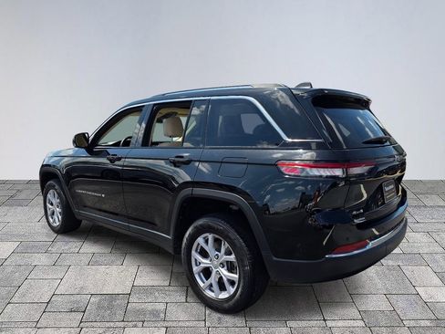 Used 2022 Jeep Grand Cherokee Limited AWD/4WD image 5