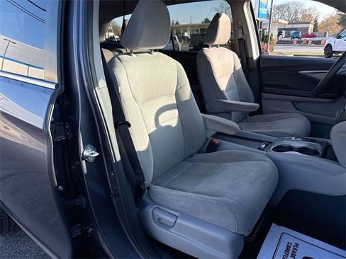 Used 2021 Honda Pilot LX image 25