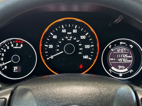 Used 2018 Honda HR-V EX image 21