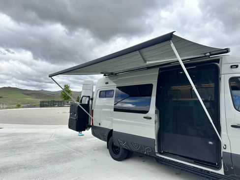 Used 2020 Mercedes-Benz Sprinter 3500 image 95