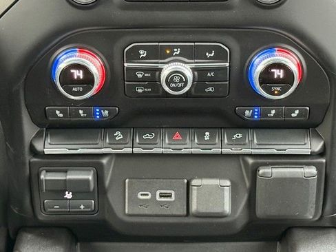 Certified 2021 GMC Sierra 1500 AT4 image 21