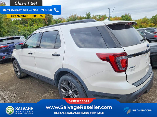 Used 2018 Ford Explorer Sport w/ Equipment Group 401A AWD/4WD image 3