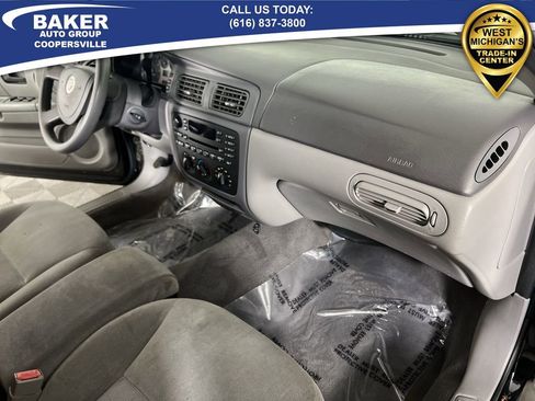 Used 2005 Mercury Sable GS image 23