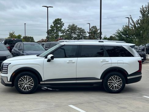 Used 2026 Hyundai Palisade SEL FWD image 6