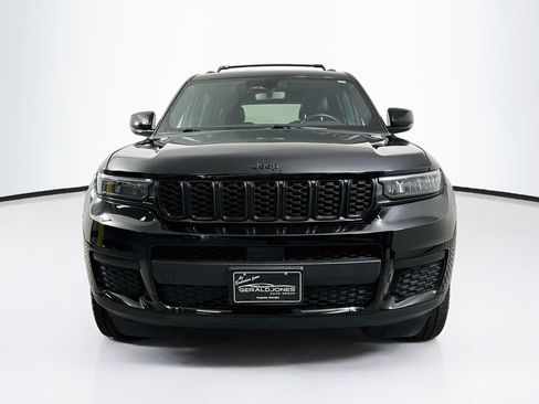 Used 2022 Jeep Grand Cherokee L Laredo AWD/4WD image 5