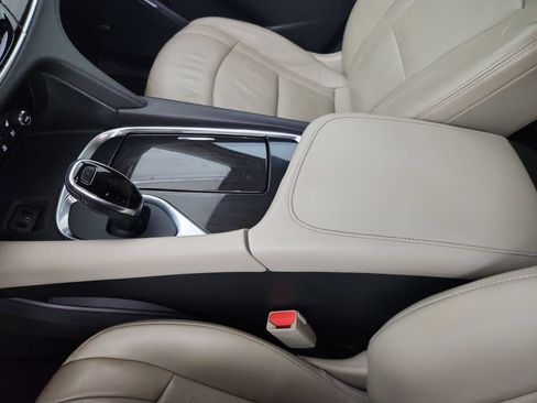 Used 2018 Buick Enclave Premium FWD image 31