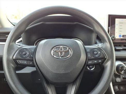 Certified 2023 Toyota RAV4 XLE image 28