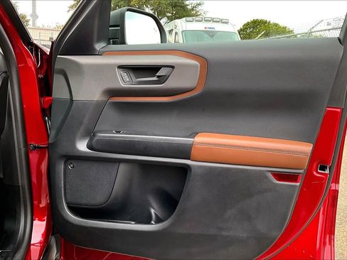 Certified 2025 Ford Bronco Sport Outer Banks w/ Outer Banks Tech Package+ image 23