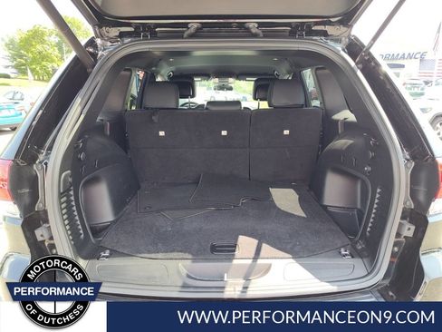 Used 2021 Jeep Grand Cherokee Laredo X AWD/4WD image 14