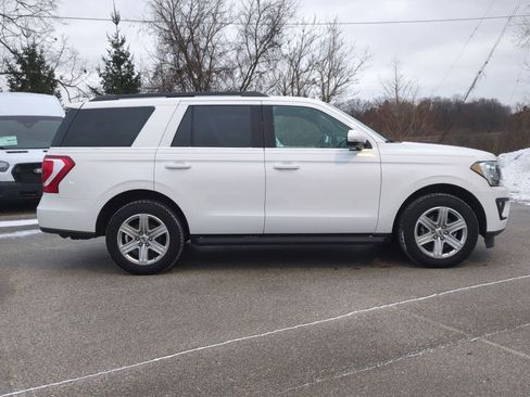 Used 2020 Ford Expedition XLT w/ Equipment Group 201A image 9