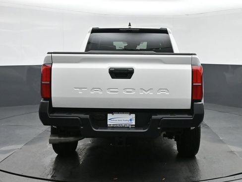 Used 2025 Toyota Tacoma SR image 6