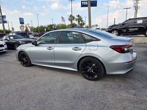 Used 2025 Honda Civic Sport image 8