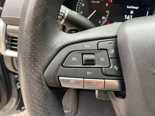 Used 2023 Cadillac XT4 Sport w/ Cold Weather Package AWD/4WD image 31