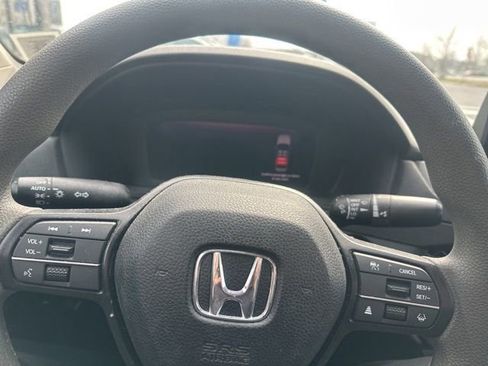 Certified 2023 Honda Accord LX image 11