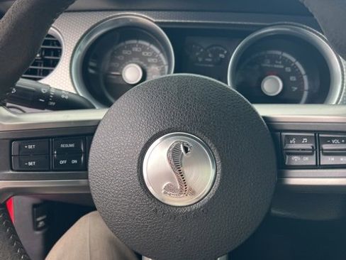 Used 2010 Ford Mustang Shelby GT500 image 2