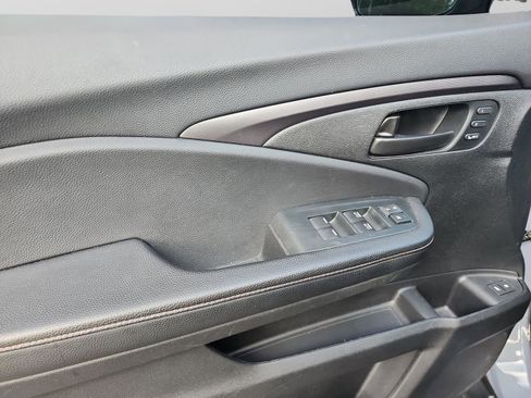 Certified 2023 Honda Passport TrailSport image 16