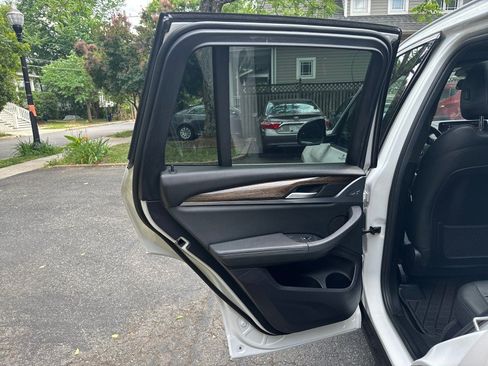 Used 2019 BMW X3 xDrive30i w/ Driving Assistance Package AWD/4WD image 13