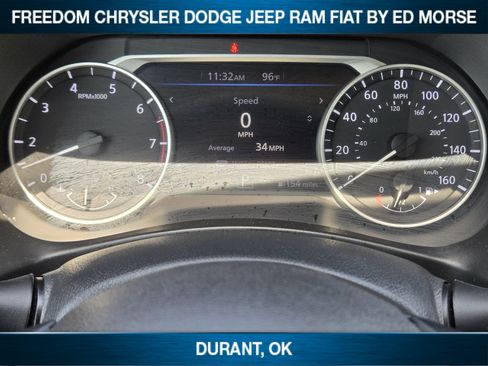 Used 2025 Nissan Sentra SV FWD image 10