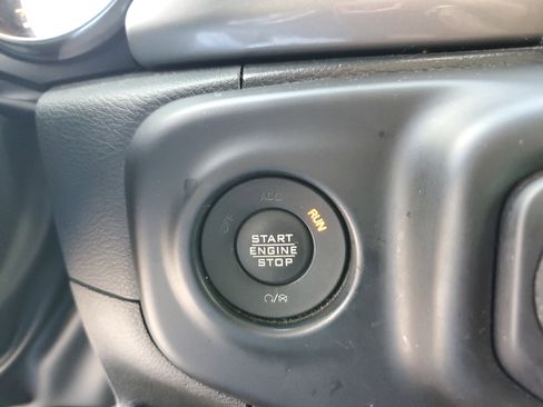 Used 2022 Jeep Gladiator Overland w/ Trailer Tow Package image 22