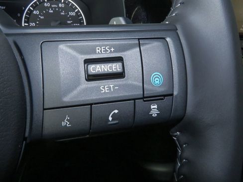 New 2025 Nissan Pathfinder SV image 25