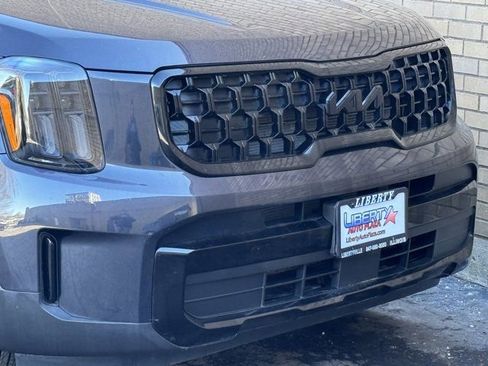 Used 2025 Kia Telluride EX X-Line image 3
