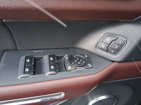 Used 2023 Ford Expedition Max Limited image 19