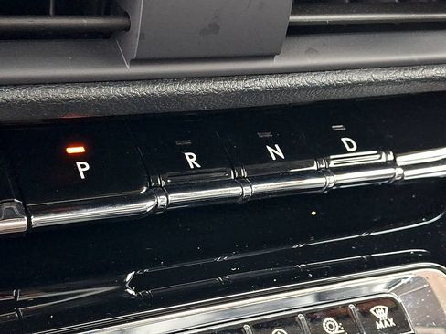 Used 2023 Lincoln Corsair AWD w/ Equipment Group 101A image 18