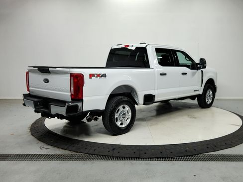 Used 2025 Ford F250 XLT w/ FX4 Off-Road Package AWD/4WD image 13