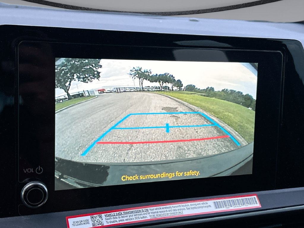 Certified 2025 Toyota Prius Plug-In Hybrid FWD image 24