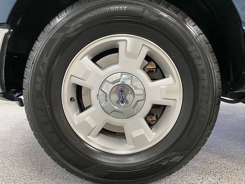 Used 2013 Ford F150 XLT w/ Mid Equipment Group image 22