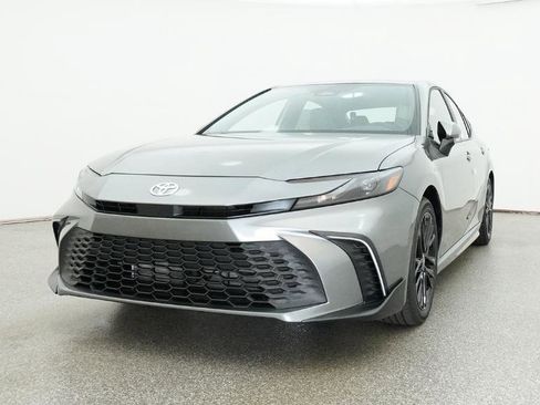 New 2026 Toyota Camry SE FWD image 19