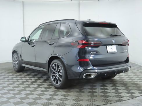 Used 2026 BMW X5 sDrive40i w/ M Sport Package image 8